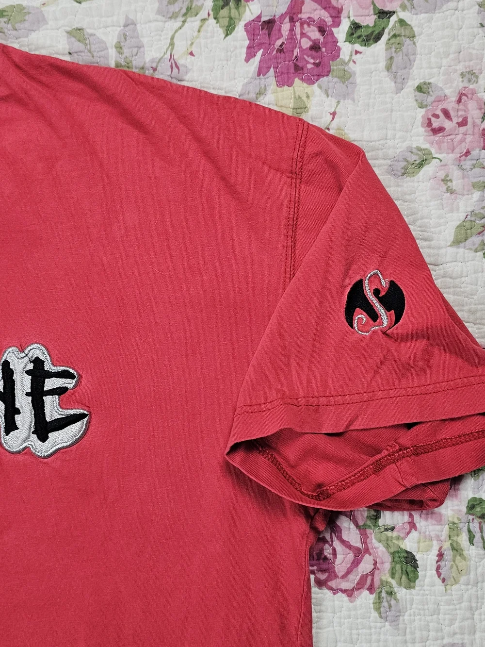 Vintage Strange Music Tech N9ne Embroidered Logo Crew Neck T-Shirt Red 2XL